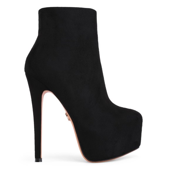 Petit Cadeau Jodi - Rounded Toe ankle boots with 6" heels and 2" platform. NEW! - Picture 2 of 5